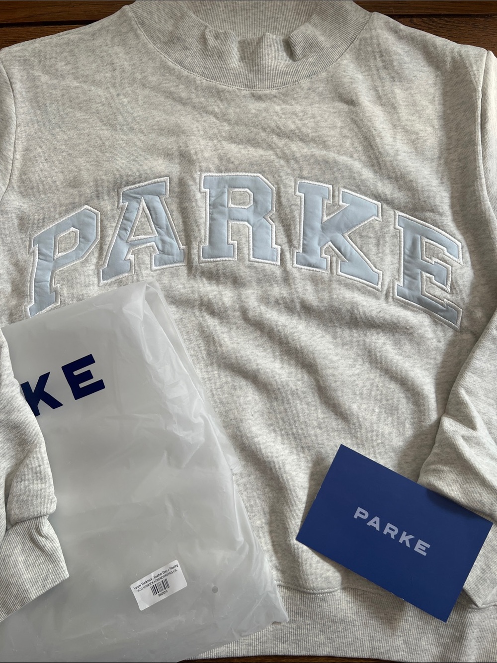 PARKE Frosting Grey & Blue Varsity Mockneck Sweatshirt Size L/XL New In Bag NWT